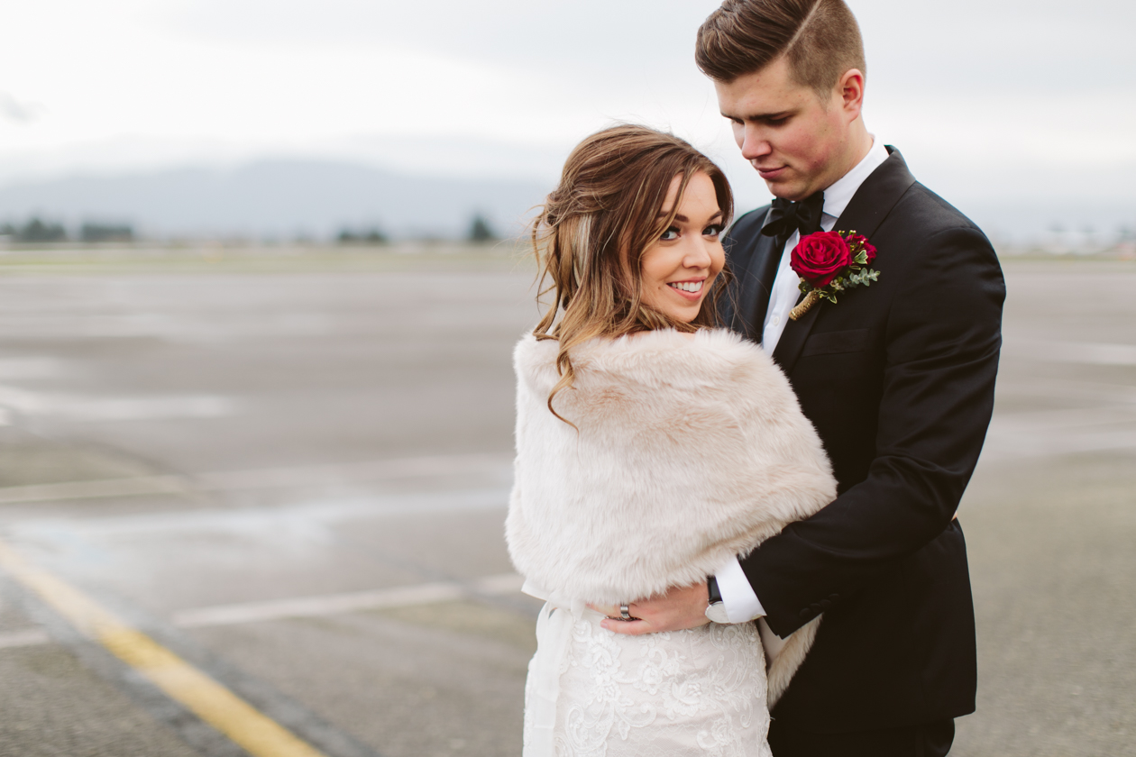 airplane-hangar-wedding-photos-0070