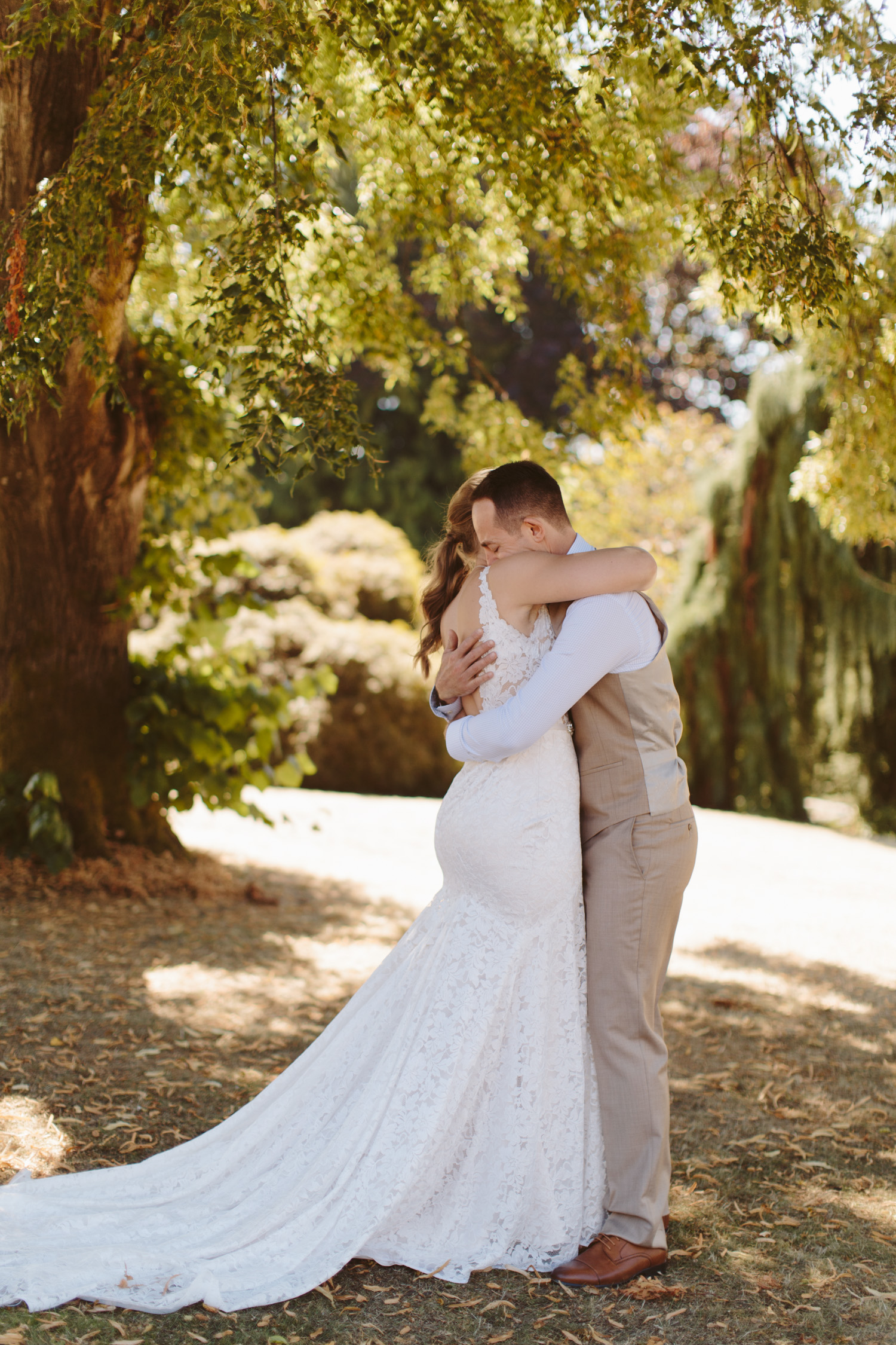 Steph & Jacob | Wedding Photos - The Hug | Wedding & Event Planners | Dreamgroup
