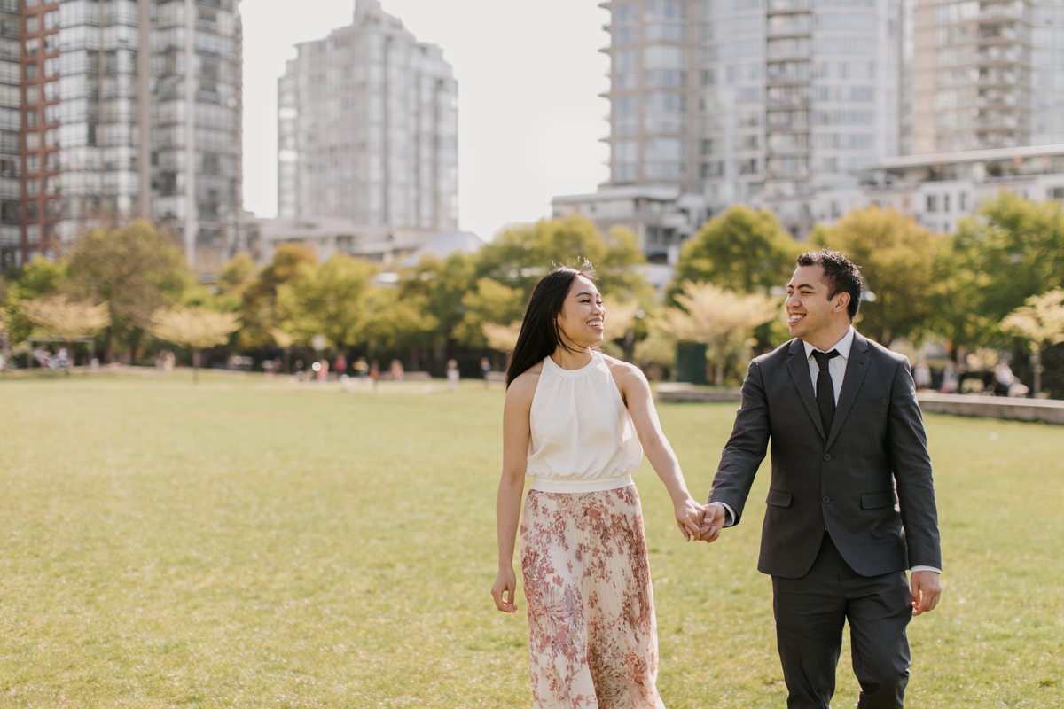Yaletown Engagement Photos by Jamie Delaine