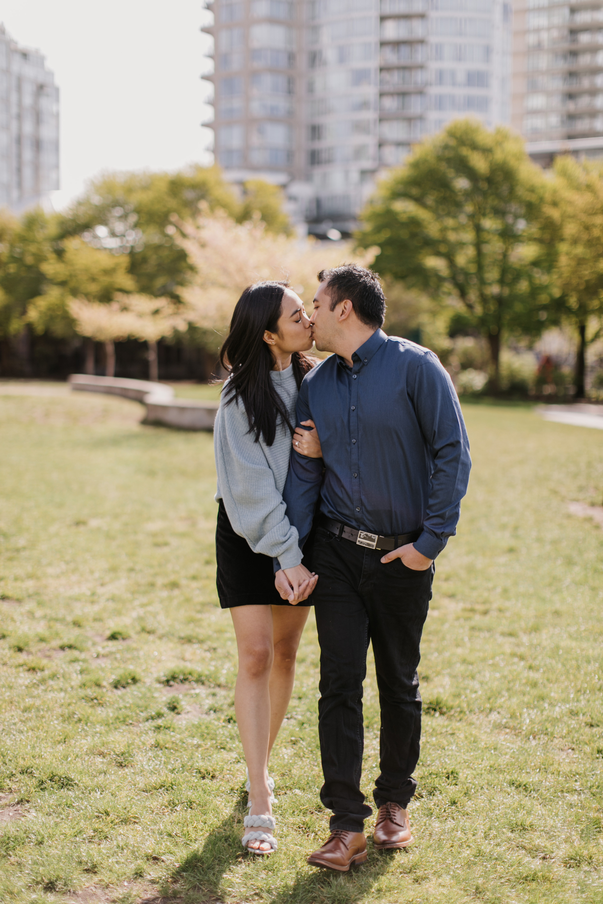 Yaletown Engagement Photos by Jamie Delaine