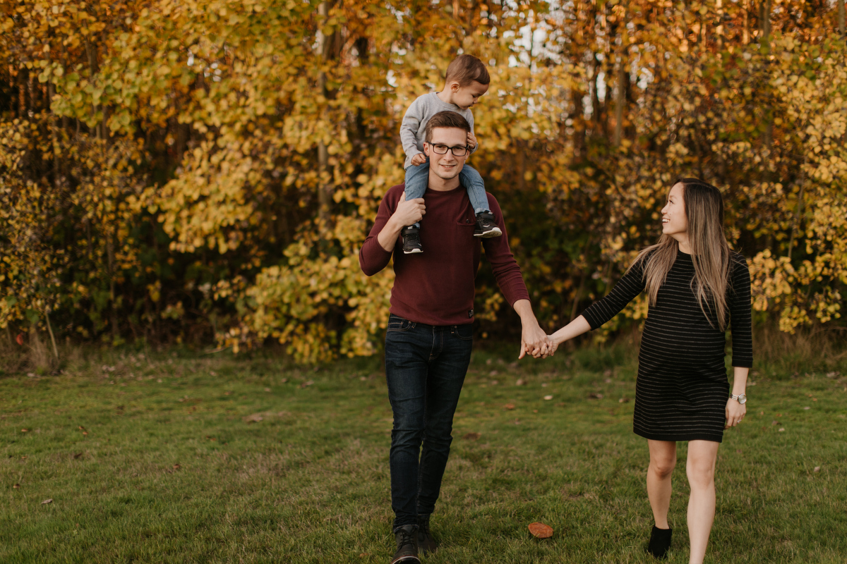 fall family photos in langley