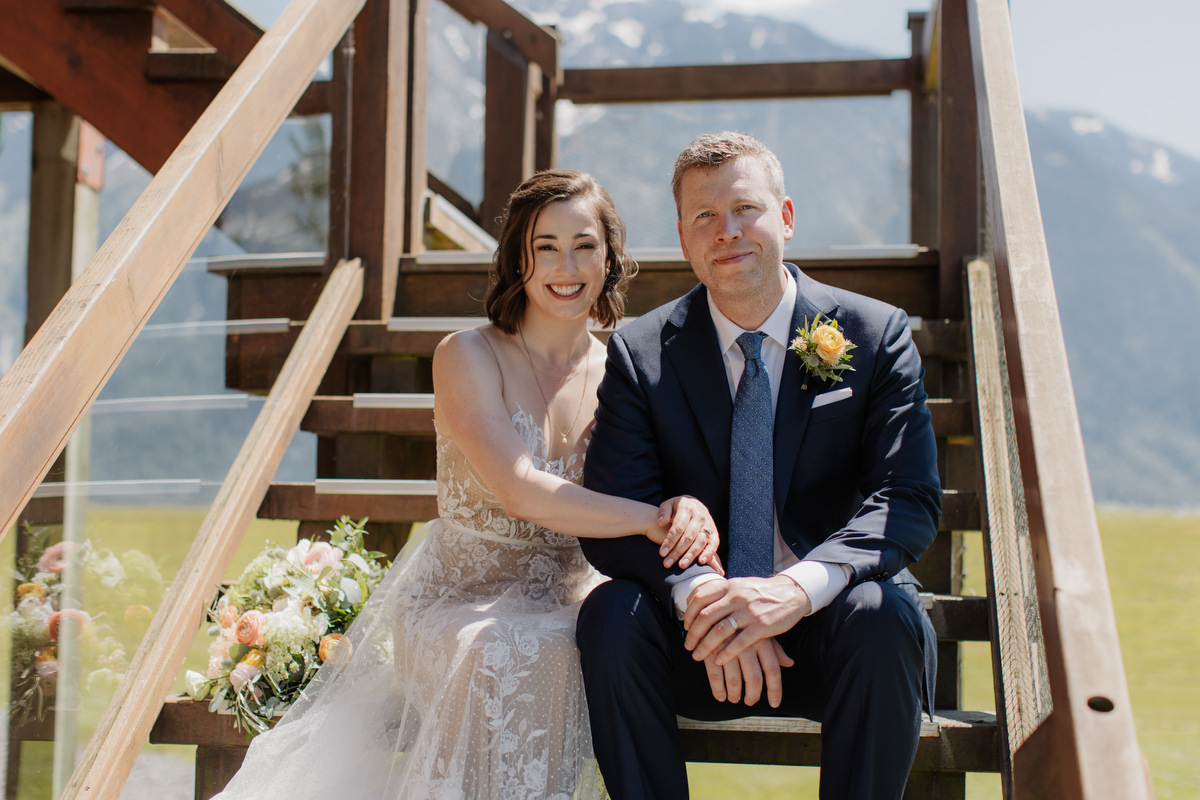 Fraser River Lodge Wedding Photos